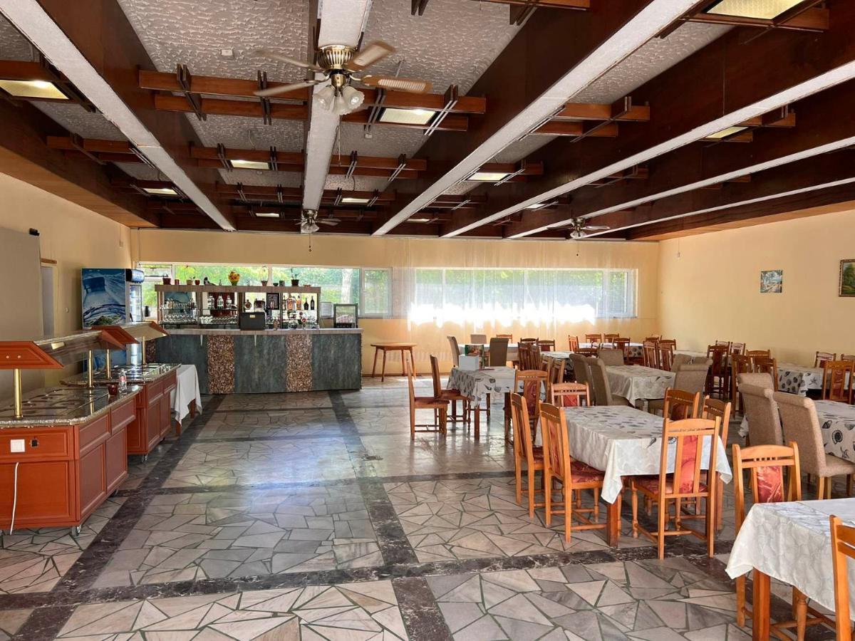 Хотел Диамант Hotel Diamond バルチク エクステリア 写真